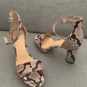 Vince Camuto Sathina sandals